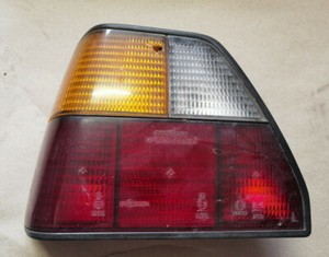 VW Golf II 2 Rückleuchte Rücklicht Heckleuchte links 191945111B 191945257 DEFEKT