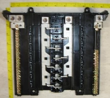  GE Main Lug Circuit breaker Panel interior General Electric14-24 Space 125 amp