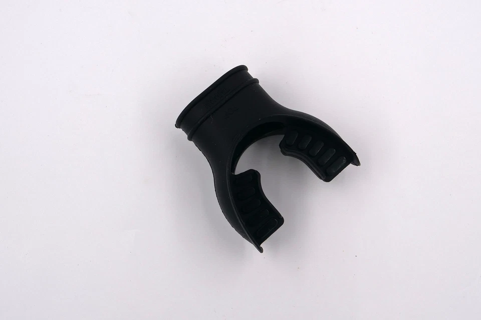 DIVERSE LIEFERANTEN Mundstück Silikon schwarz größerer Taucherbiss