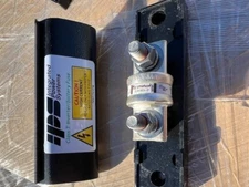 IPS 300 Amp Class T inverter/ battery Fuse Block, holder & fuse