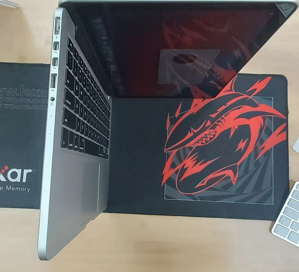 macbook pro retina 13-inch mid 2014 (RAM: 8GB, HDD 250) - Image 4 of 4