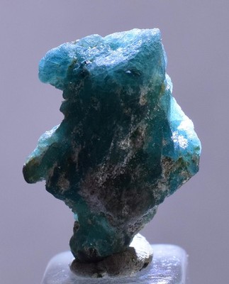 Pierres et Minéraux. Grandidierite. 53.4 cts. Madagascar. Ultra rare