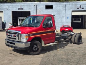 2015 Ford E-450 Cutaway Chassis 6.8L V10 Gas | Clean Title | 97k Miles
