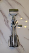 VINTAGE Oekcco Hand Crank Egg Beater Mixer Made in USA Retro Kitchen Tool