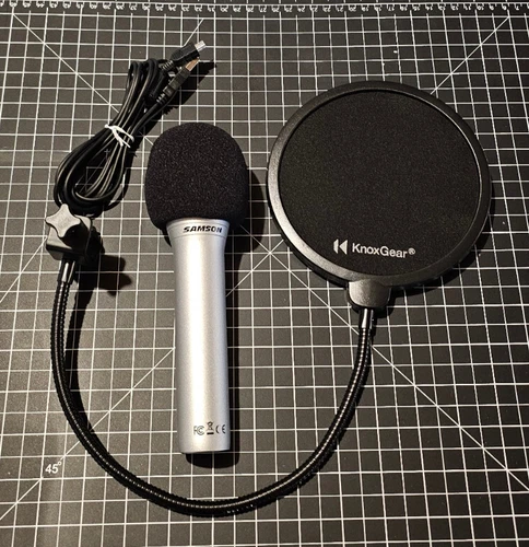 Samson Technologies Q2U USB/XLR Dynamic Microphone Bundle