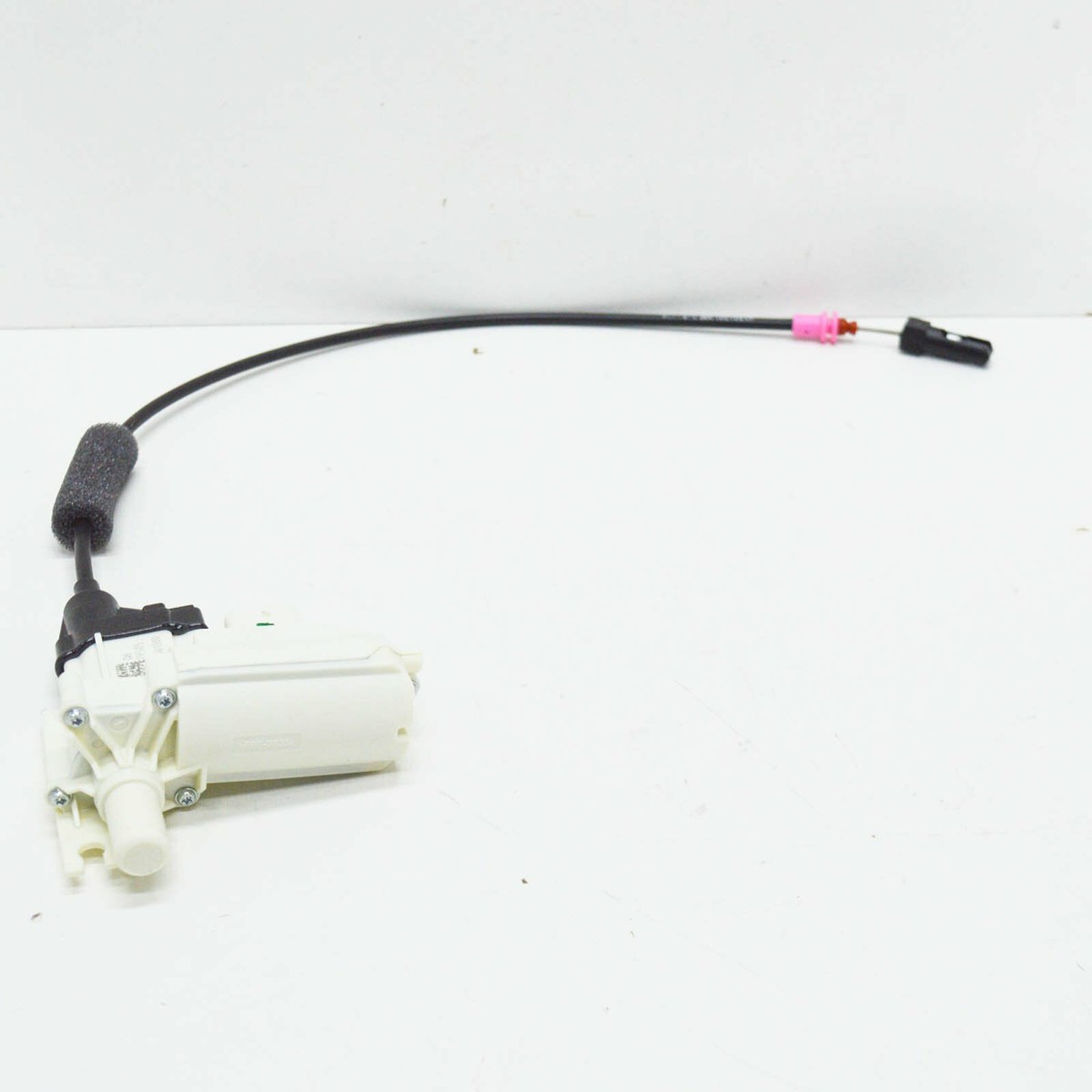 NEW MB S W222 FRONT LEFT DOOR ELECTRICAL CLOSING AID