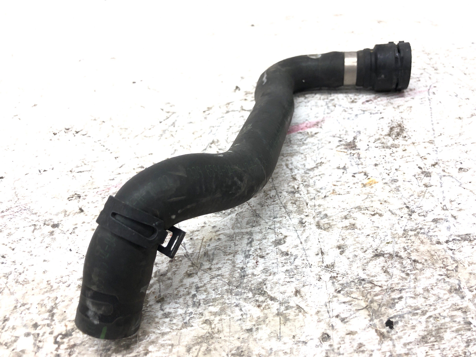 2016-2020 BENTLEY BENTATGA ENGINE COOLANT WATER HOSE W/QUICK-COUPLING 36A121559A