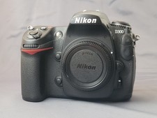 Nikon D300 Digital SLR Camera WORKS (stiff switch for mem. card compartment)