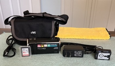 JVC Camcorder GZ-E10BU Full HD 40X Optical Zoom - Bundle - Excellent - SD Card -