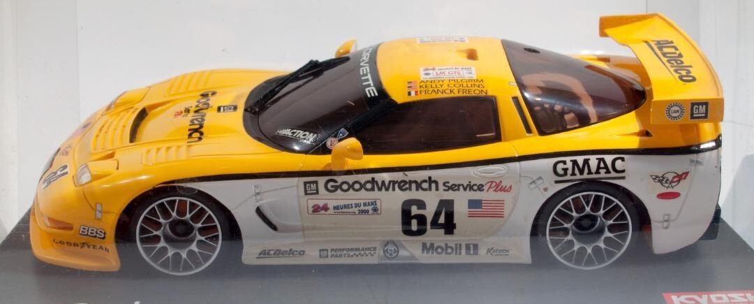 KYOSHO Auto Scale COLLECTION CHEVROLET CORVETTE CS-R 2002 2 units