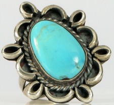 VINTAGE NATIVE AMERICAN STERLING SILVER BEAUTIFUL TURQUOISE RING SIZE 6 TRIBAL