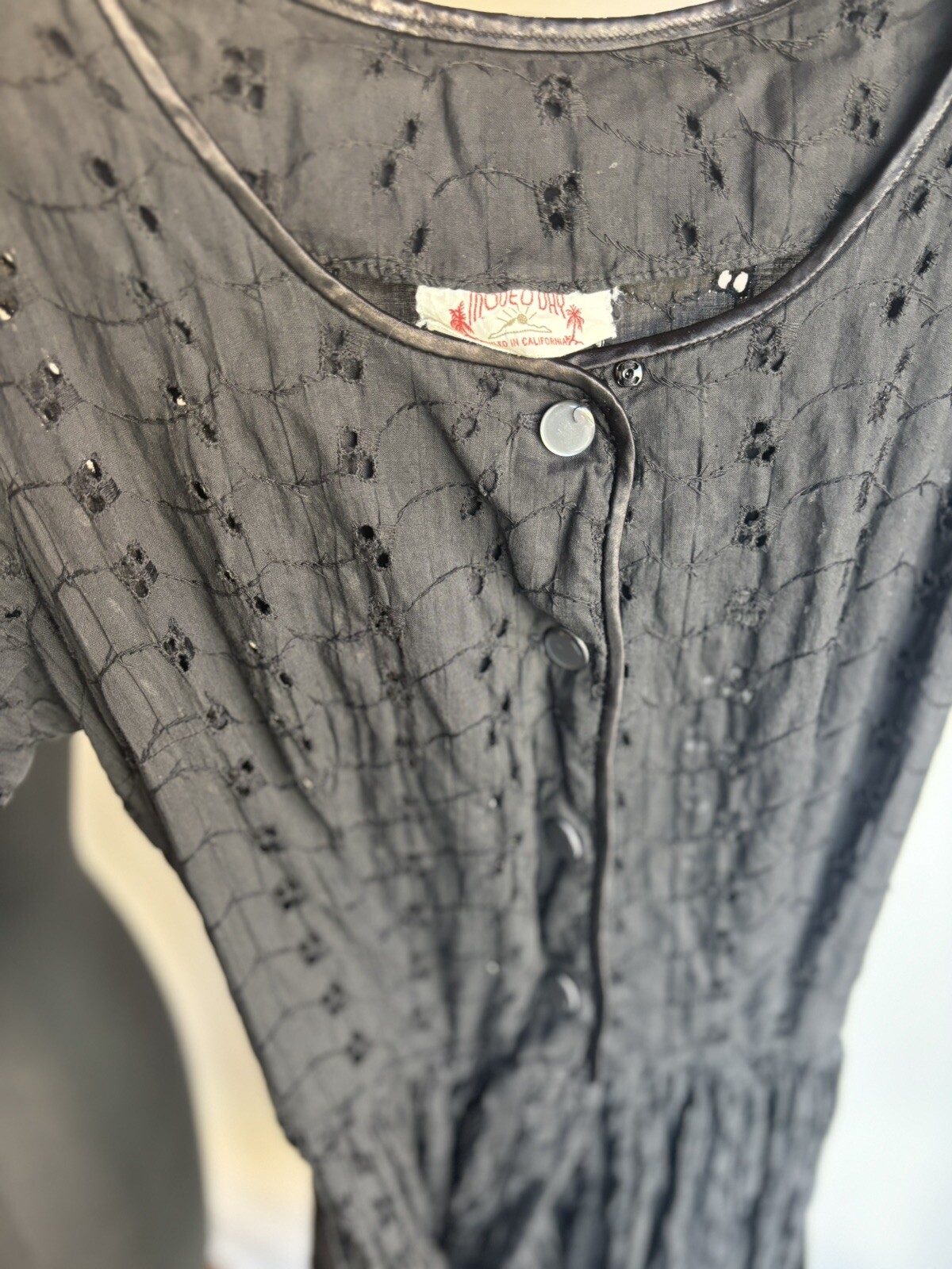 50s Black Cotton Eyelet Dress - image 3