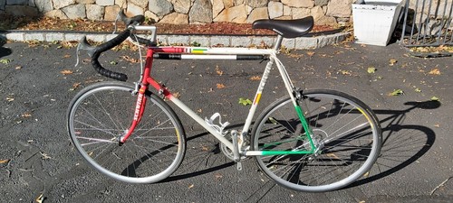 Vélo De Route Vintage Schwinn Tempo - Cadre Columbus - Shimano 105 - Rouge/Blanc/Vert