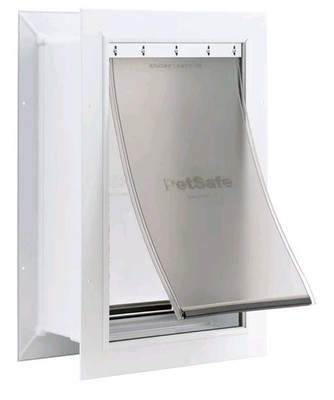 PetSafe Wall Entry Pet Door   Medium, 4.75 7.25'' Wall, Pets Up to 40 lb NEW DEAL