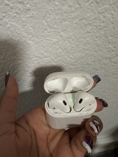 Apple AirPods White In-Ear Bluetooth Wireless Earbuds w/ Charging Case, Mic