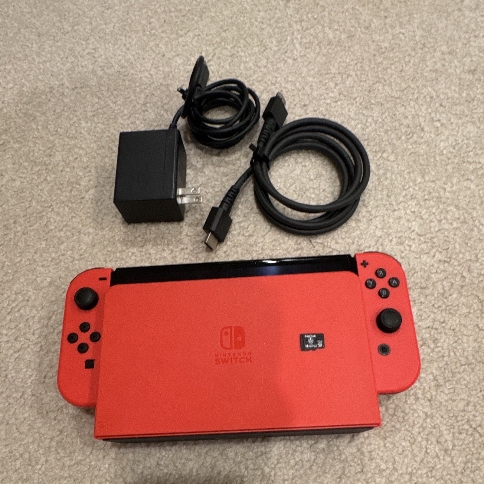 Nintendo Switch OLED Super Mario Edition. EVERYTHING IN THE PICTURE IS INCLUDED