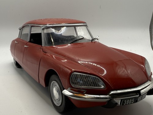 Solido 1:18 Citroen D Special - Rojo - Modelo Diecast Coche Raro - Imagen 3 de 8