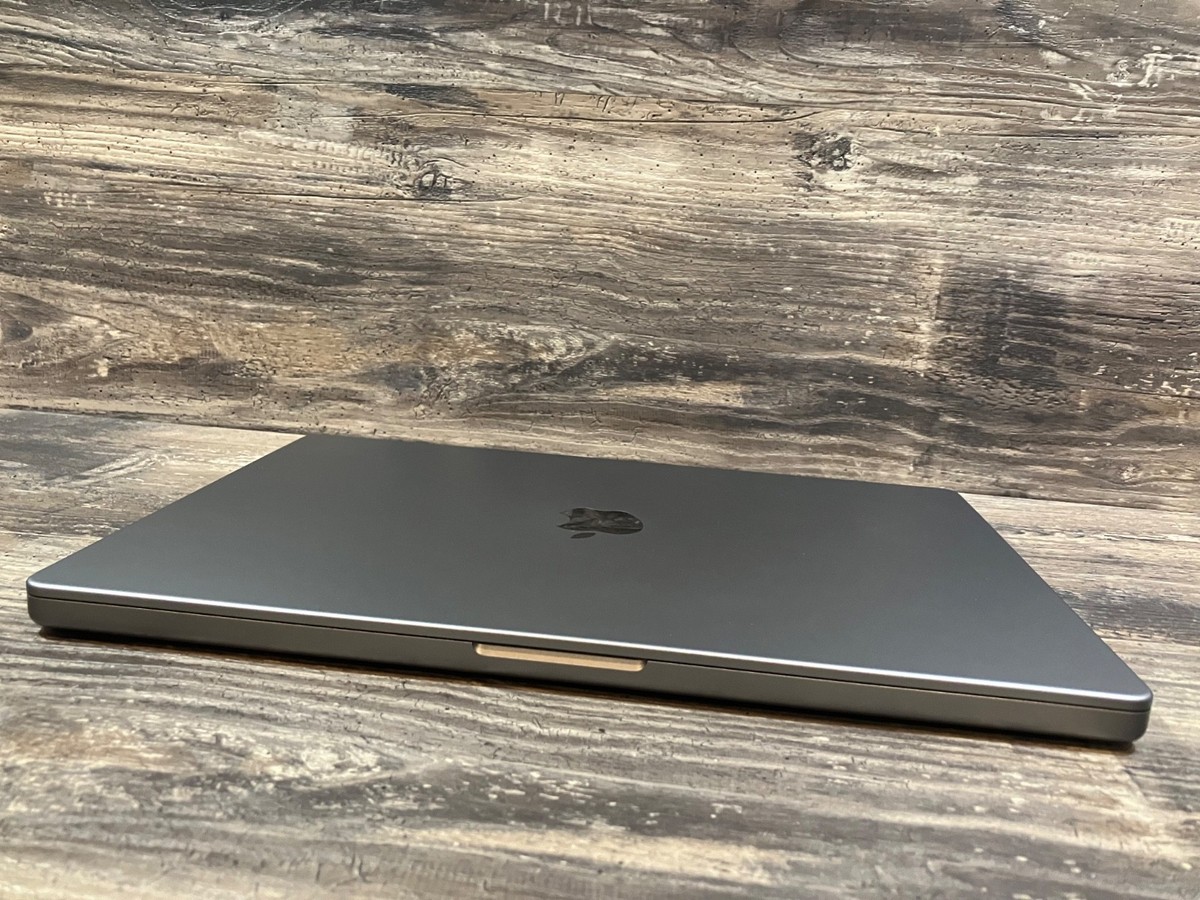Apple MacBook Pro 16