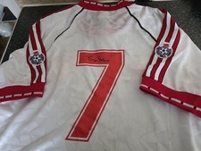 Bryan Robson SIGNED Man Utd Barcelona 1991 ECWC Final Shirt **PRIVATE SIGNING**