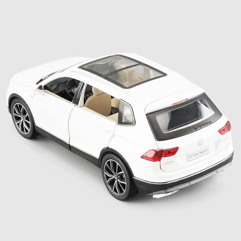 1:32 Tiguan L Collection Metal Vehicle Toys Diecast Car Kids Alloy Model Gifts - Image 3 of 4