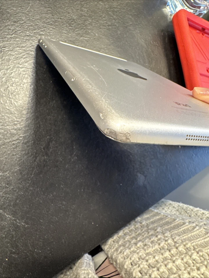 Apple iPad mini 2 · 64GB · Cellular, foto 4 di 5