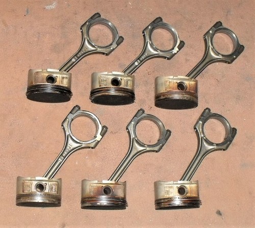 Honda 225 HP 4 Stroke Piston And Rod Assembly PN 13101-ZY3-000 Fits 2002-2005 - Bild 1 von 2