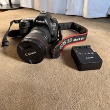 Canon EOS 5D Mark IV EF24-70 F2.8L II USM Lens Kit
