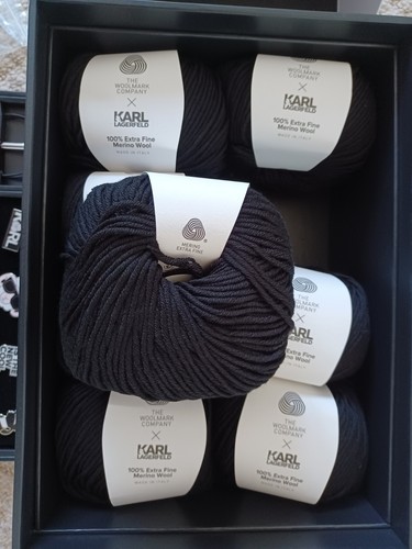 KARL LAGERFIELD/WOOLMARK KNITTING KIT - OPENED but Never Used - RARE FIND - Picture 15 of 24