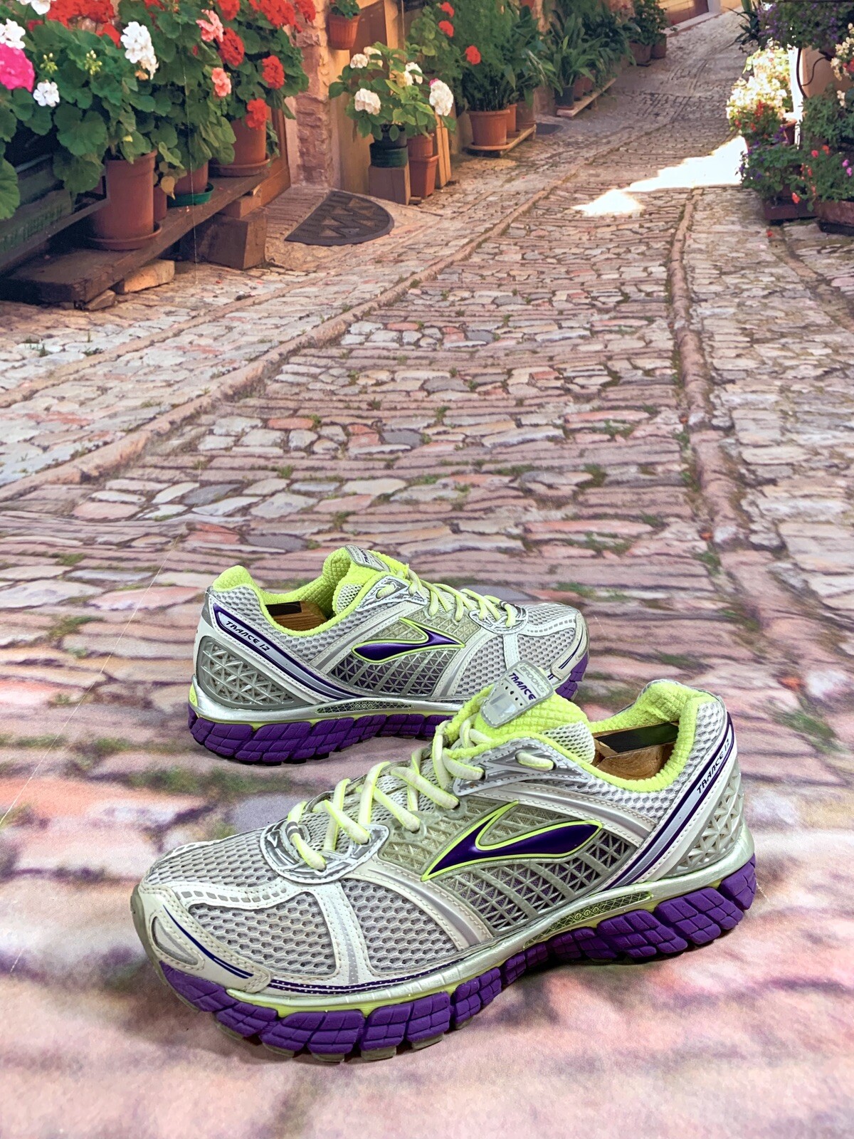 brooks trance 11 womens grey