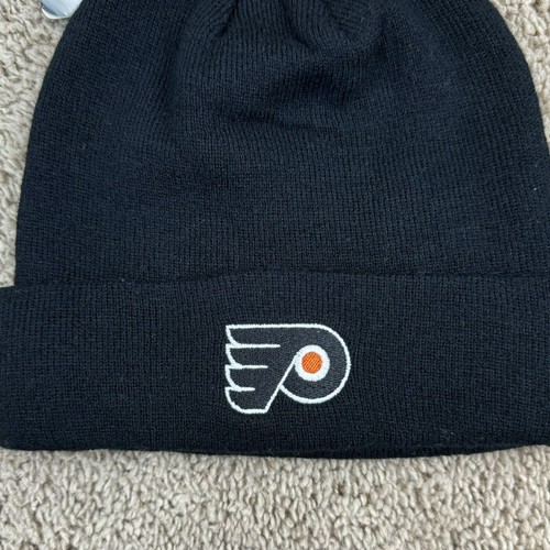 Philadelphia Flyers Beanie Zephyr Graf-X Black Team Logo Pom Cuffed Knit Cap NWT - Picture 5 of 5