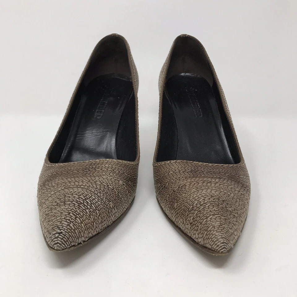 Jil Sander Bombas de Couro Biqueira Pontiaguda UE 38 EUA 8 Salto Cone Bordado Taupe - Imagem 2 de 4