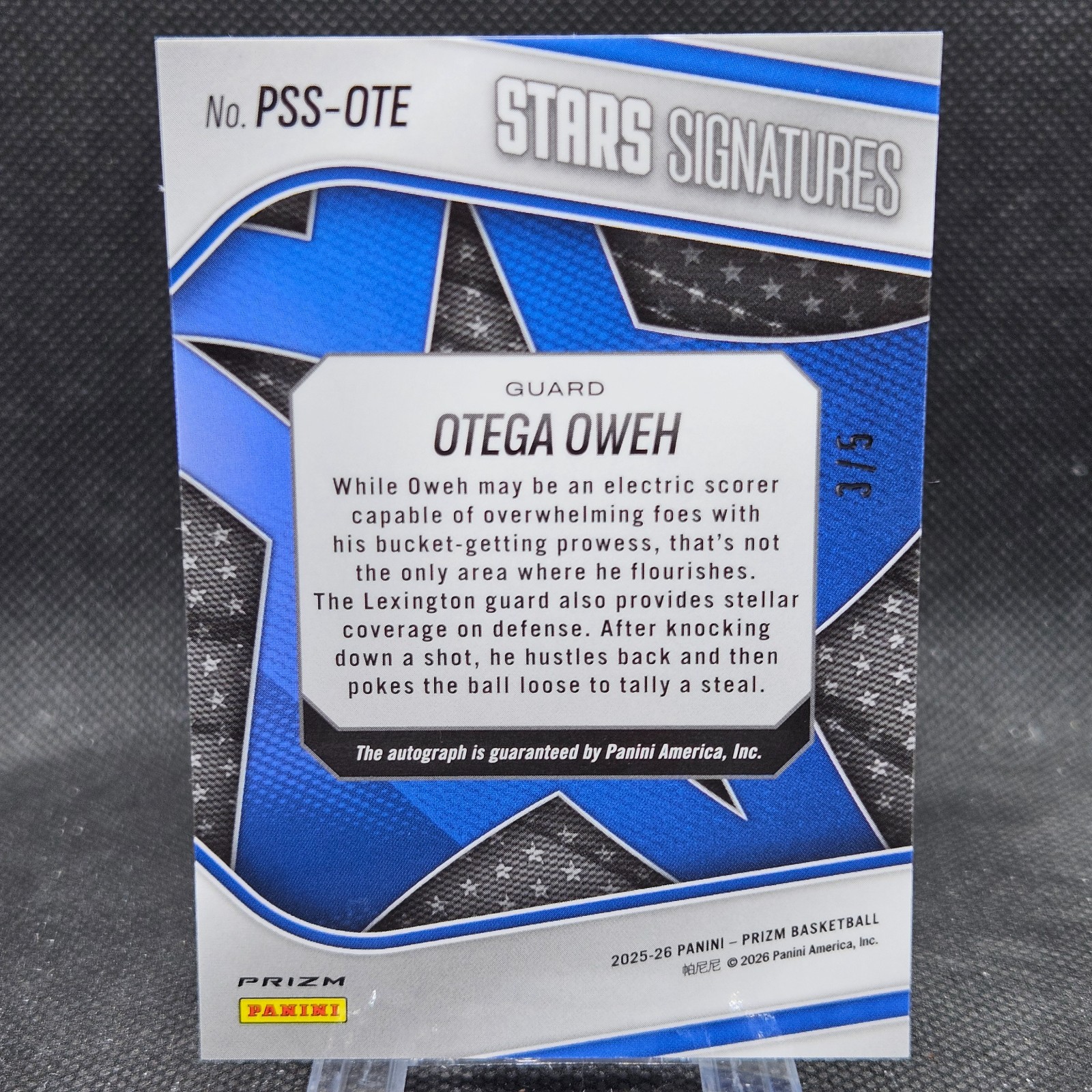 Otega Oweh 2025-26 Prizm Basketball Gold Vinyl FOTL Auto /5 Thunder #PSS-OTE view 2