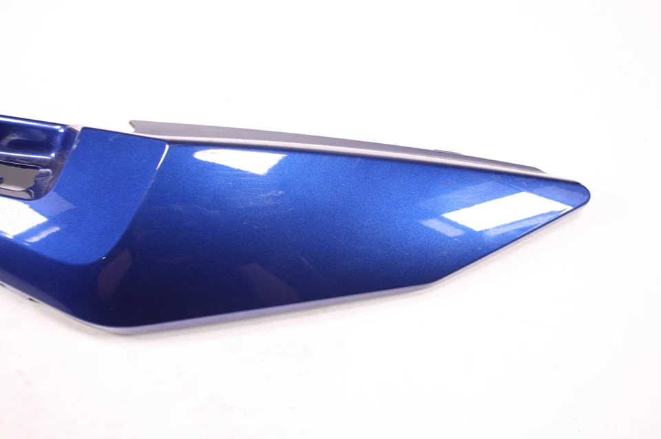 Carenado trasero derecho BMW K1600GT 13 7709506 Foto 4 de 4