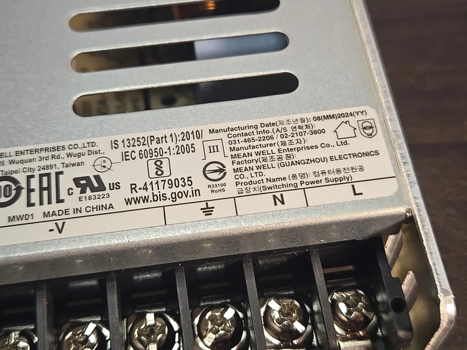 Fuente de alimentación conmutada MEAN WELL LRS-350-24 350W 24V 14.6A 100-240VAC nunca usada Foto 3 de 4