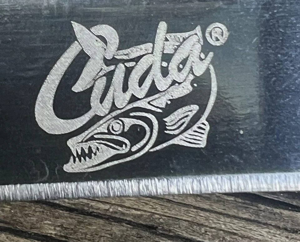 Cuchillo de pesca Camillus Titanium Cuda Marlin azul sin usar Foto 2 de 4