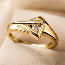 585 (14K) Gelbgold Ring mit Trillion-Diamant ...
