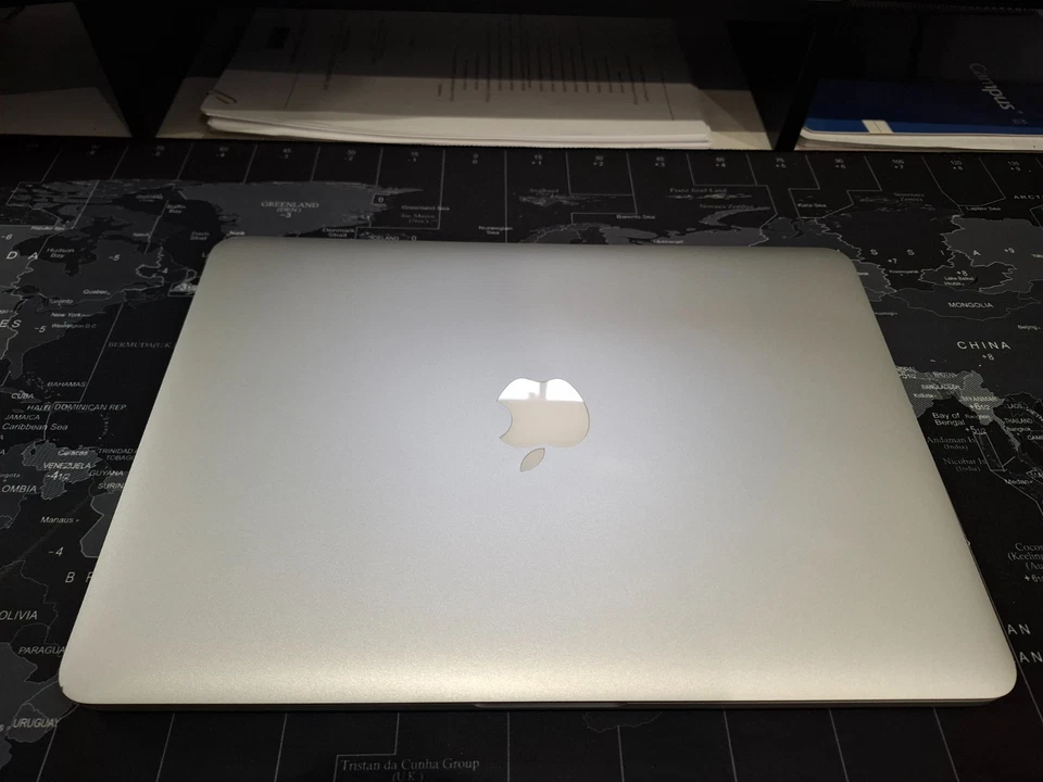 Apple MacBook Pro 13,3" (128GB SSD, Intel Core i5 5.ª Generación, 2,7 GHz,..., foto 2 de 5