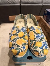 Toms Women  s Lemon Print Alpargata- NIB Size 12M