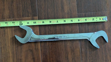 Snap On 1 1/4 SAE Open End 4-Way Angle Head Wrench VS40B