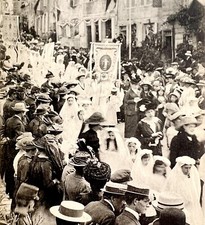 Paris France Notre Dame Deliverance Feast Parade 1914 WW1 Era Postcard PCBG12A