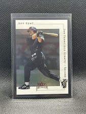 2001 Fleer Premium Baseball Jeff Kent Card #7