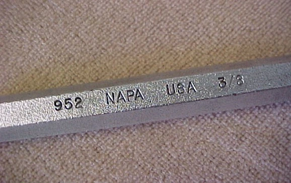 Napa Center Punch 952 NAPA США 3/8, 6-сторонний 5 дюймов длинный винтажный в очень хорошем состоянии - Изображение 2 из 4