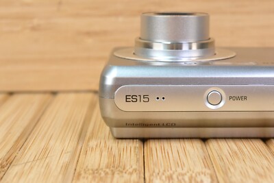 Samsung ES15 10.2MP Compact Digital Camera, 3X Optical Zoom