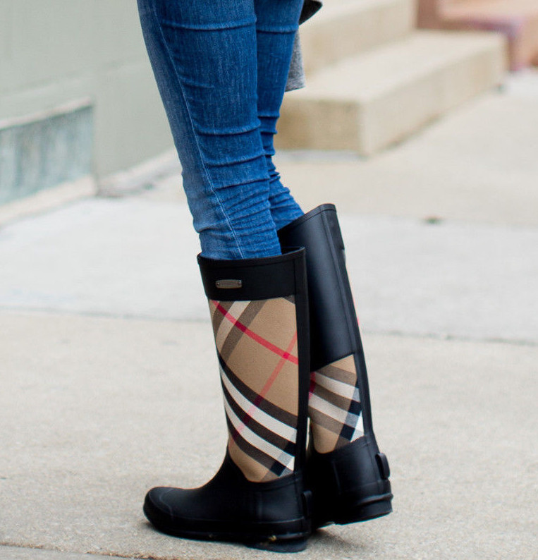 burberry clemence rain boot