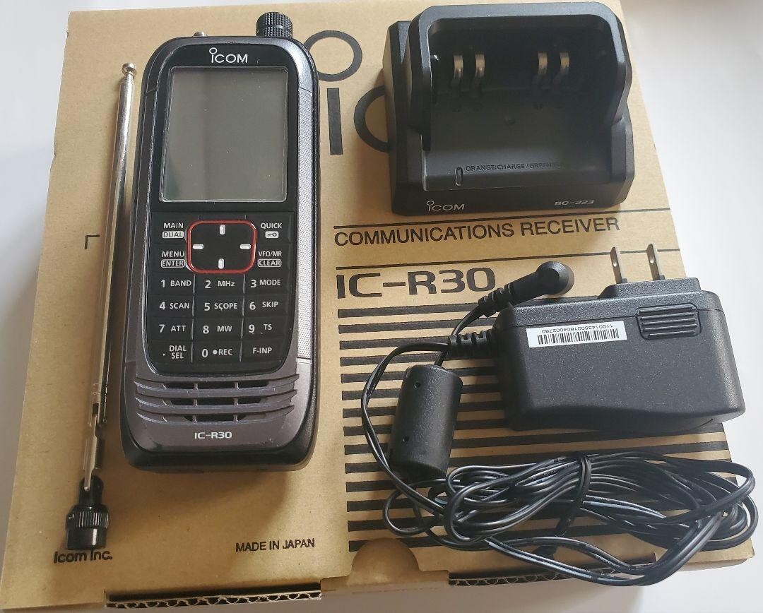ICOM IC-R30 Handheld Scanner Radio | Wide Band | FM/AM/SSB ICOM IC-R30 Handheld Scanner Radio | Wide Band | FM/AM/SSB