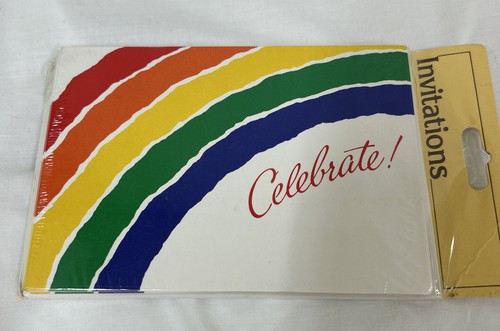 Confezione da 8 inviti festa Gibson Greetings ""Celebra"" design arcobaleno vintage - Foto 2 di 5