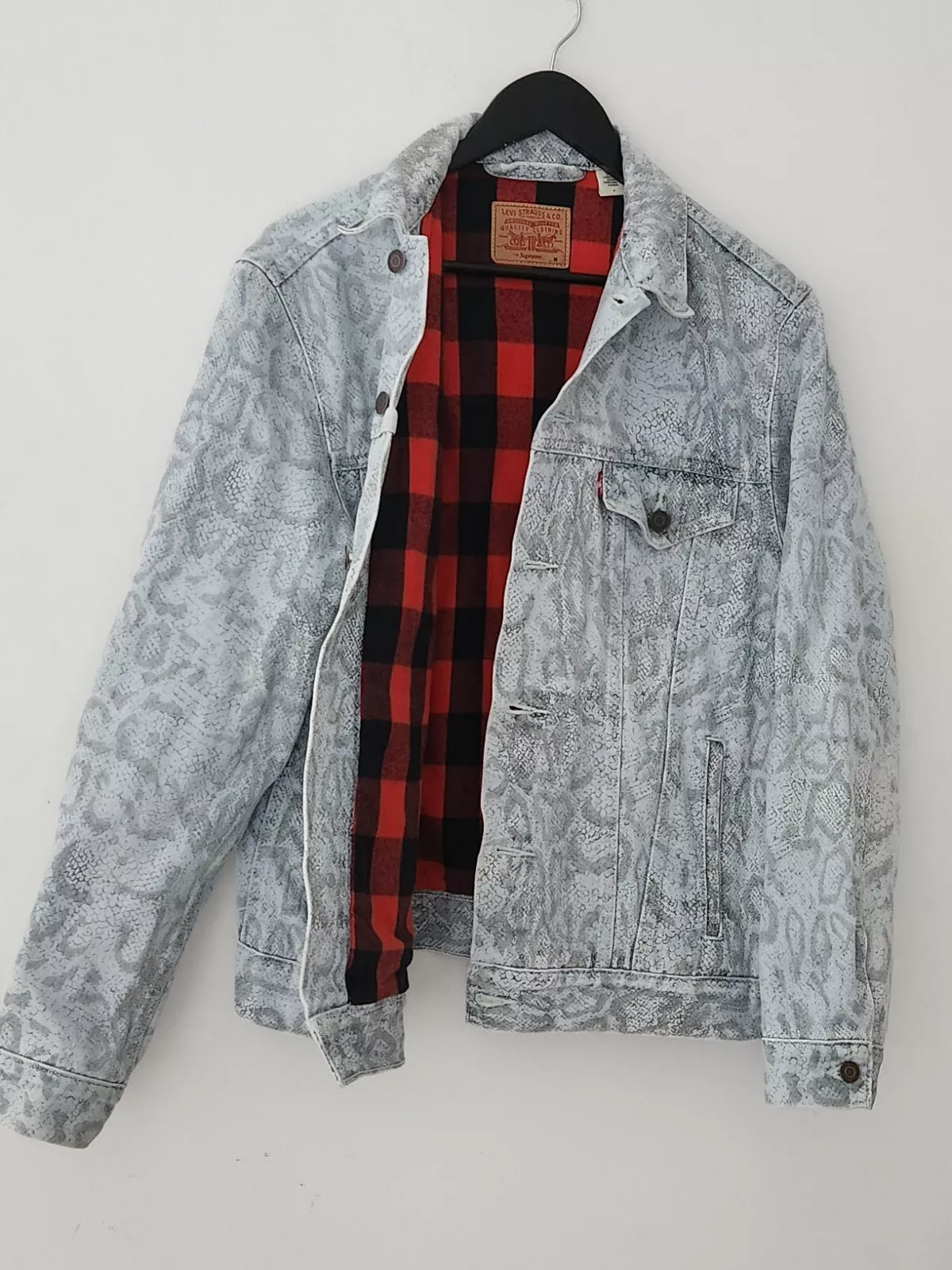 FW17 Supreme x LEVI'S Snakeskin Trucker Jacket Light Blue M Medium Levis Denim