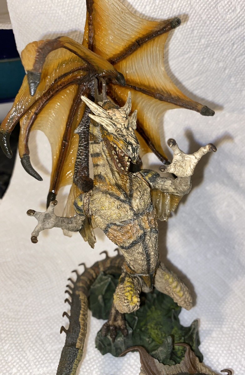 McFarlane's Toys 2006 Dragons Series 4 Sorcerers Dragon Clan | eBay