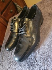 Authentic Prada Shoes   Used Size. 8.5 Us