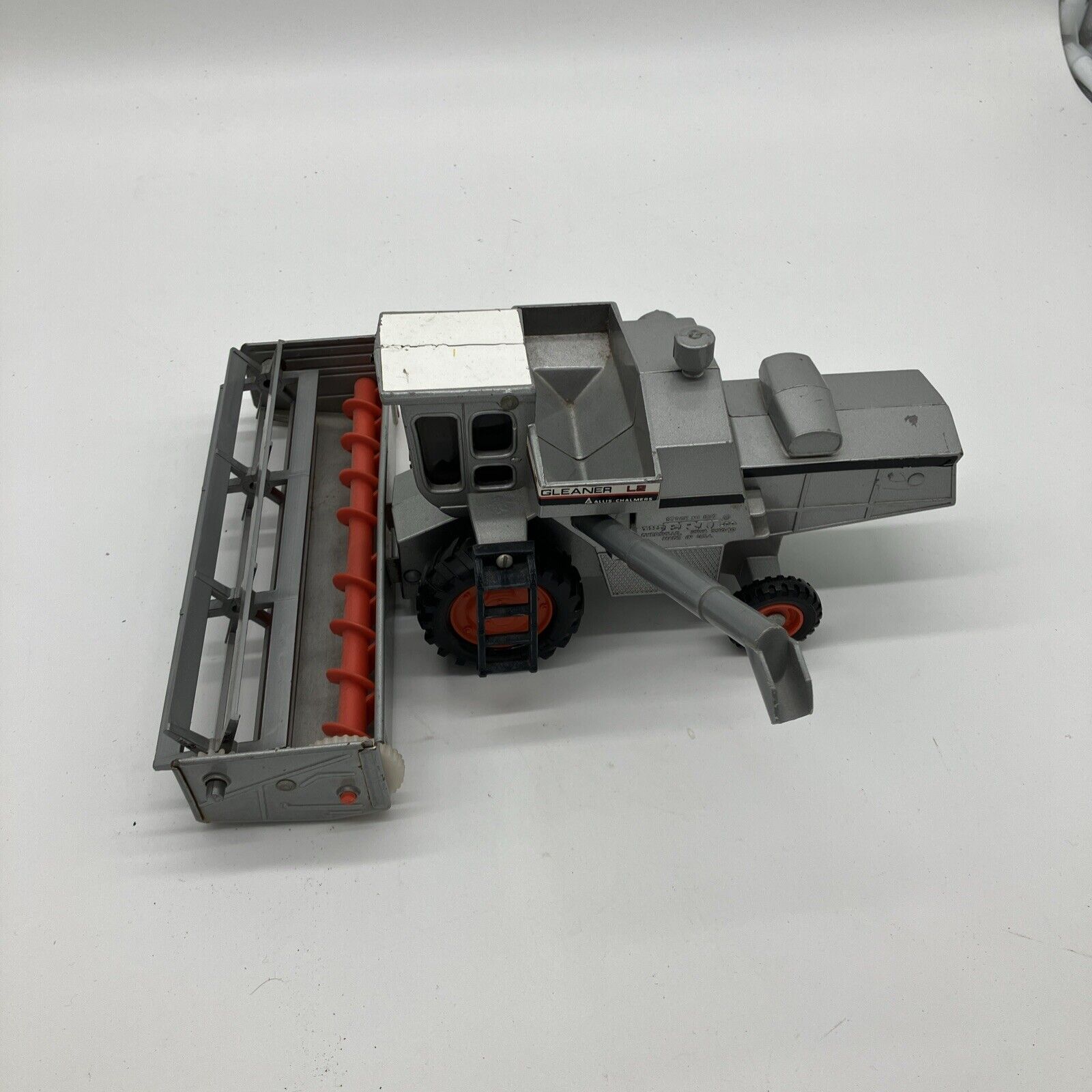 Picture 1 of 9